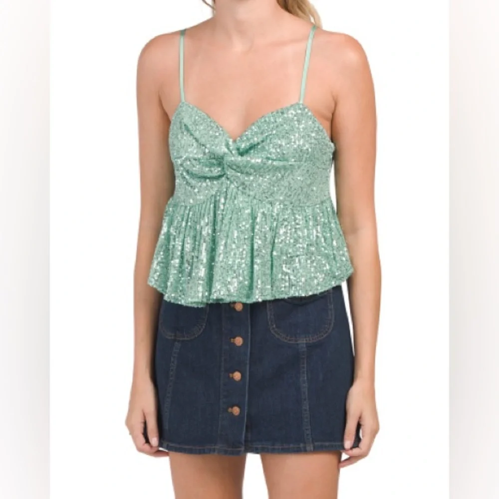 ENDLESS ROSE Sequin Top - Picture 7 of 12